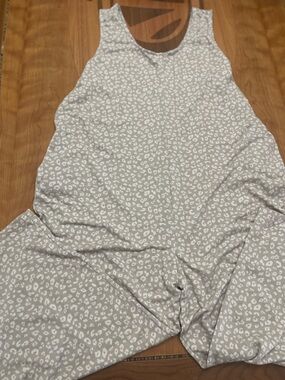Papillon Blanc Taupe and White Leopard Print Blouse